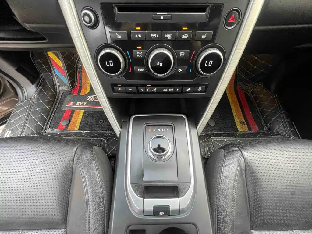 Land Rover Discovery Sport — миниатюра 18