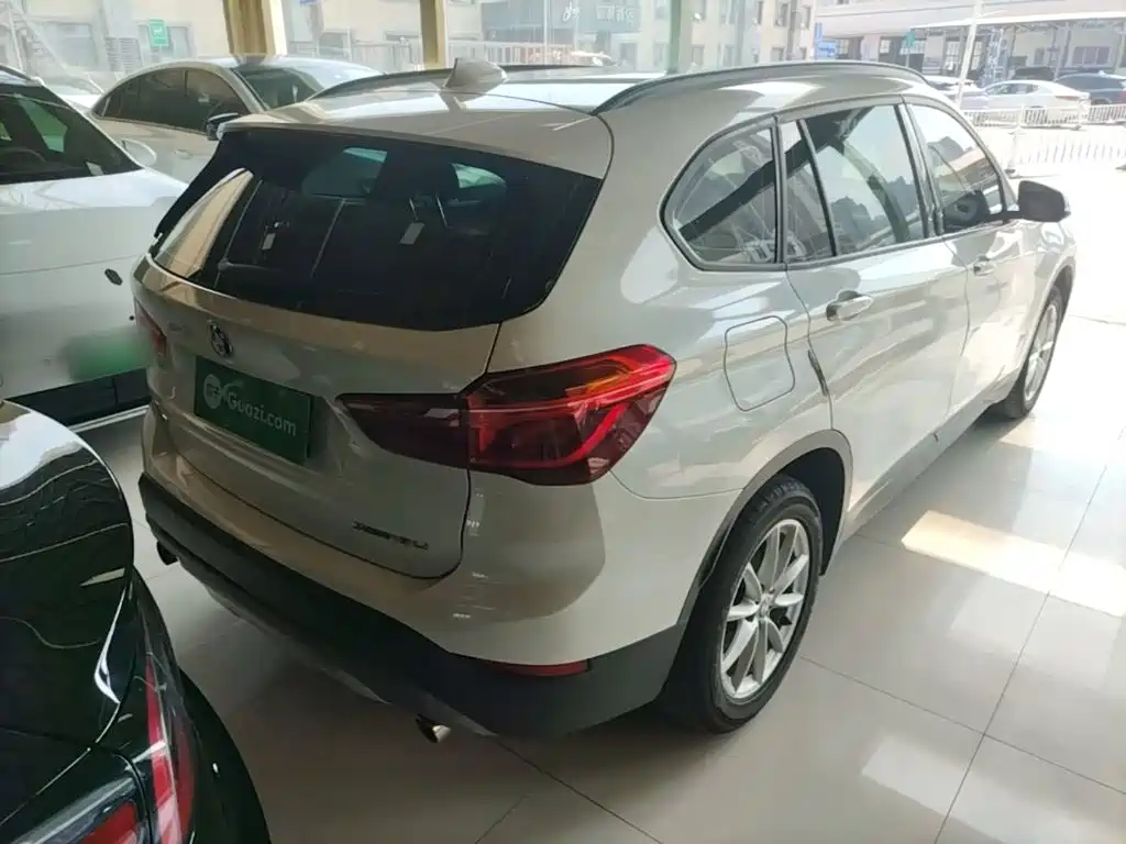 BMW X1 — миниатюра 7
