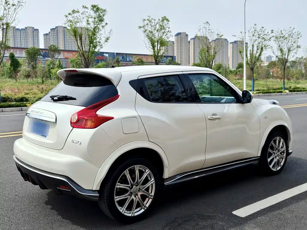 Infiniti ESQ — миниатюра 14