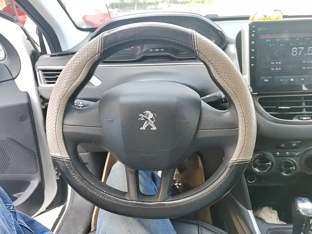 Peugeot 2008 — миниатюра 11