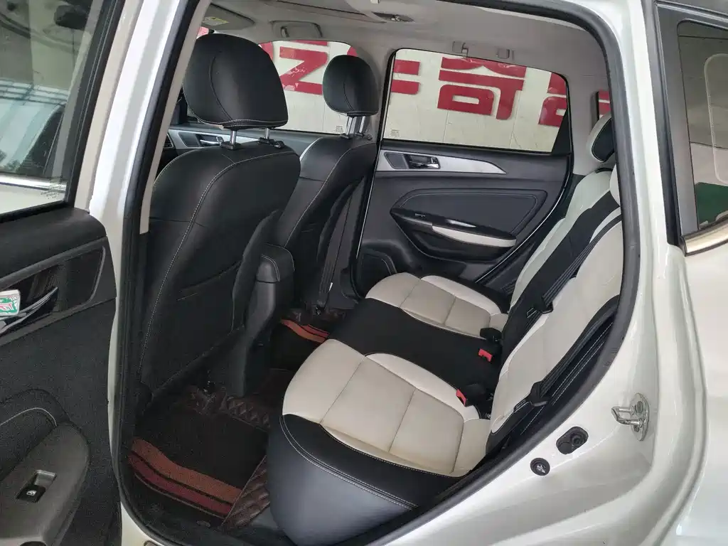 Changan CS35 — миниатюра 3