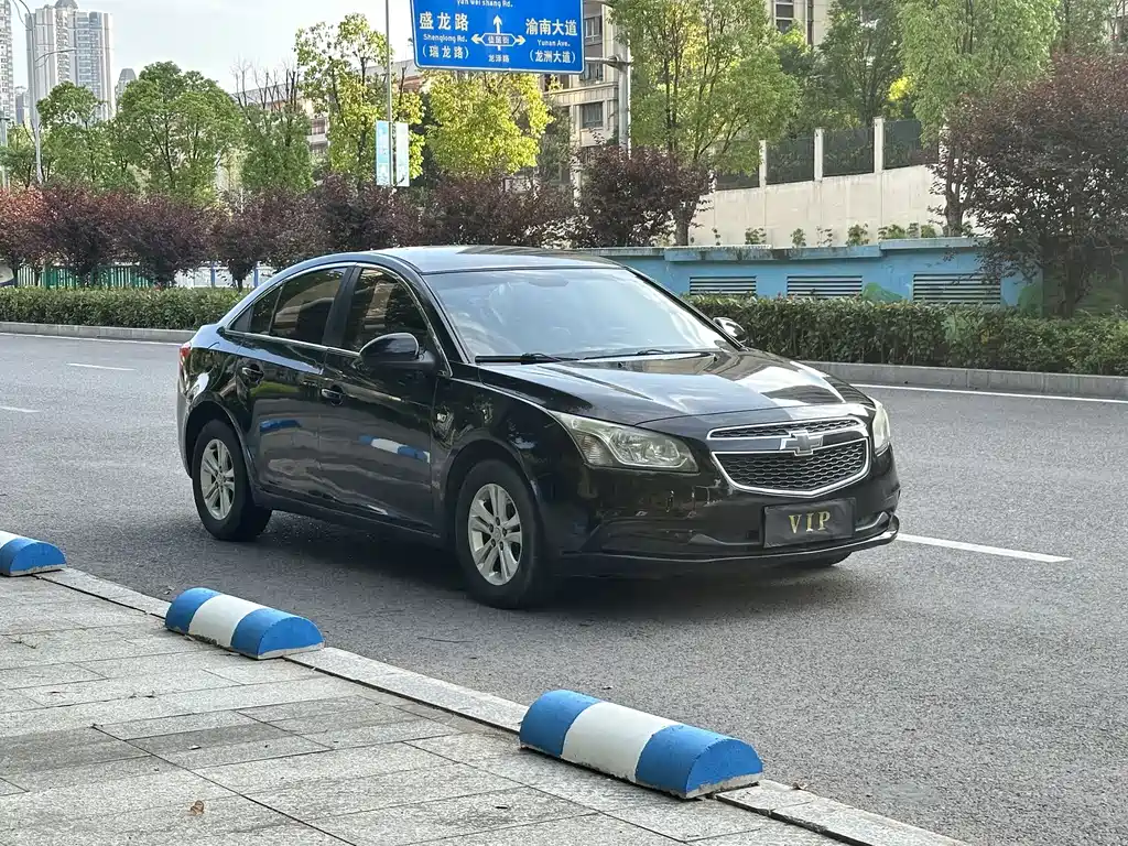Chevrolet Cruze 2015 1.5L SL MT