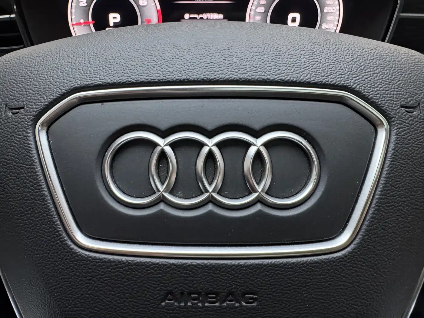 Audi Q6 id 4655209 из Китая 33
