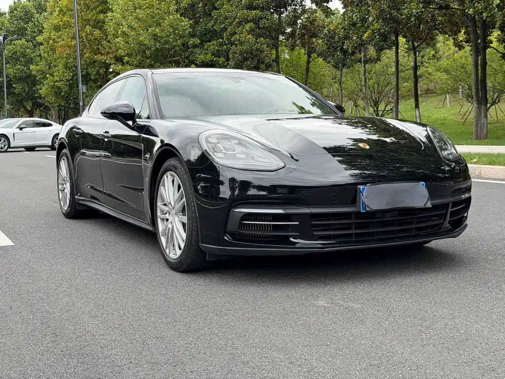 Porsche Panamera — миниатюра 3