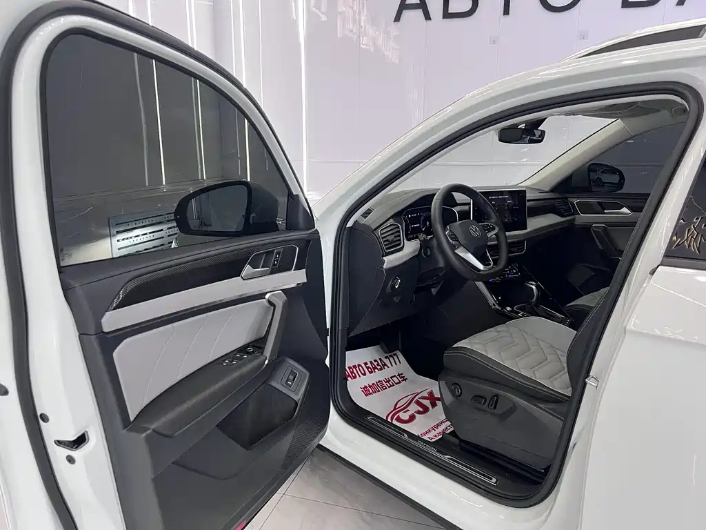 Volkswagen Tayron 2023 280TSI Luxury Plus