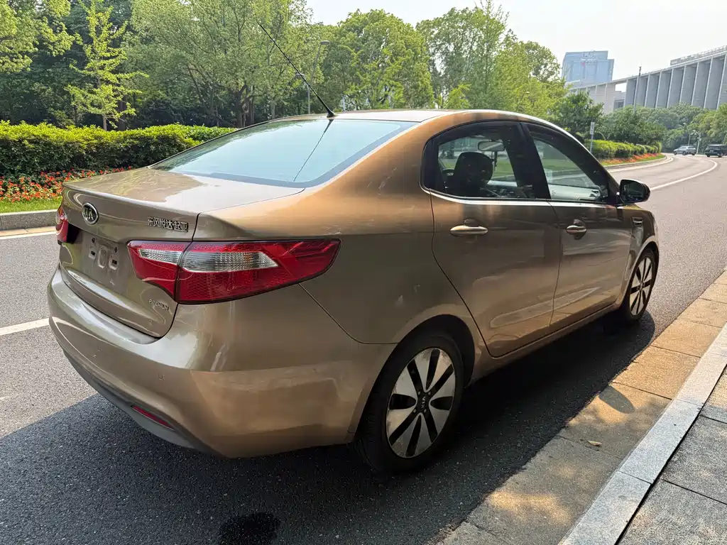 Kia K2 — миниатюра 4