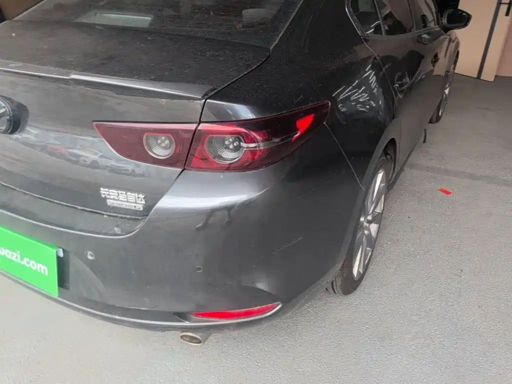 Mazda 3 Axela — миниатюра 8