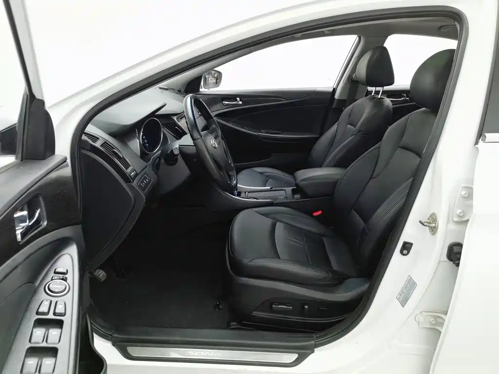 Hyundai Sonata — миниатюра 10