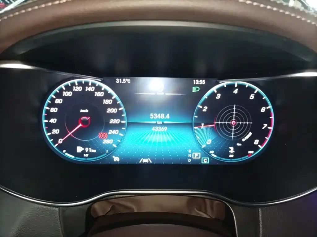 Mercedes-Benz GLC — миниатюра 12