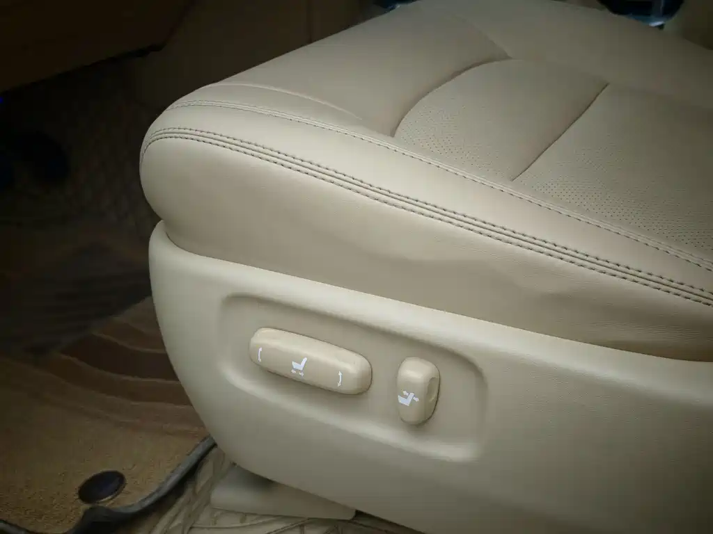 Toyota Land Cruiser — миниатюра 9