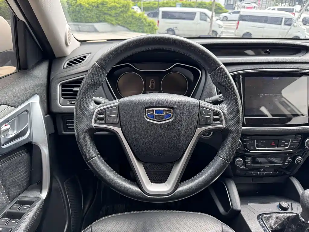 Geely Vision X6 — миниатюра 8