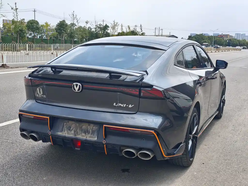 Changan UNI-V — миниатюра 8