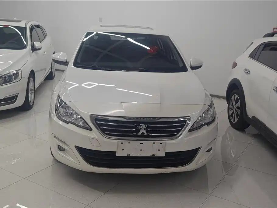 Peugeot 408 2016 1.6T AT Luxury