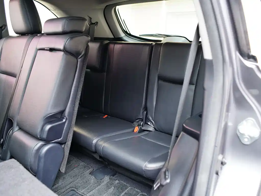 Toyota Highlander 2015 2.0T Luxury 7 мест