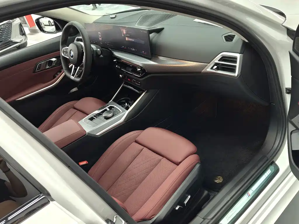 BMW 3 Series — миниатюра 4