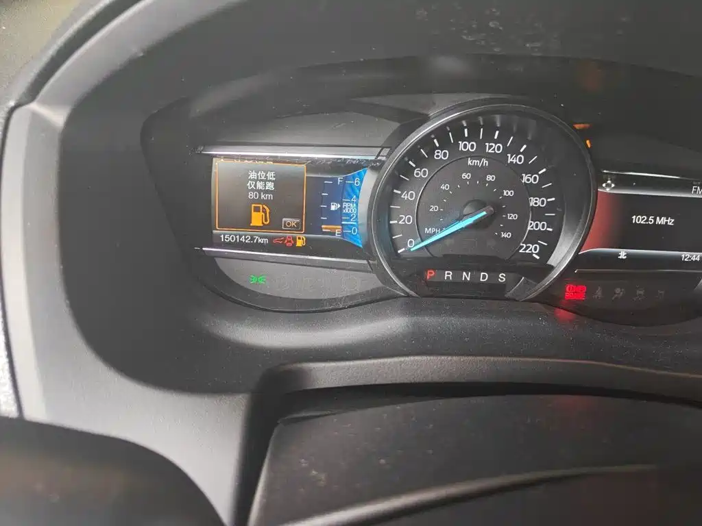 Ford Explorer (Import) — миниатюра 8