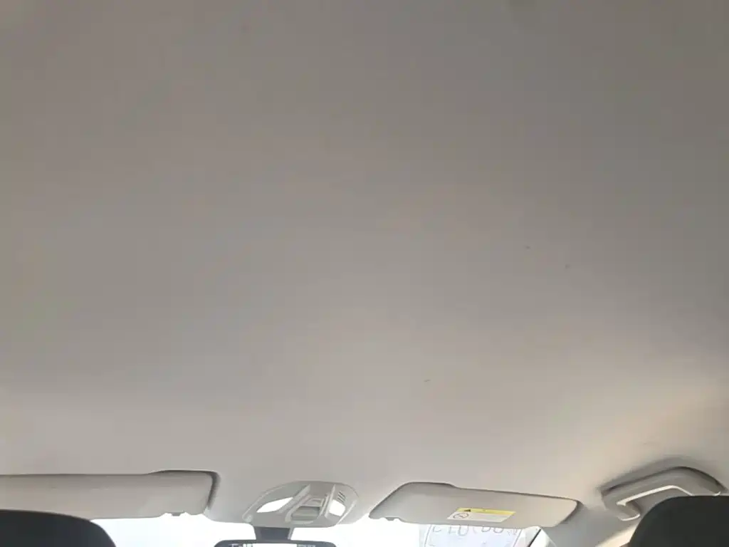 Wuling Victory — миниатюра 18