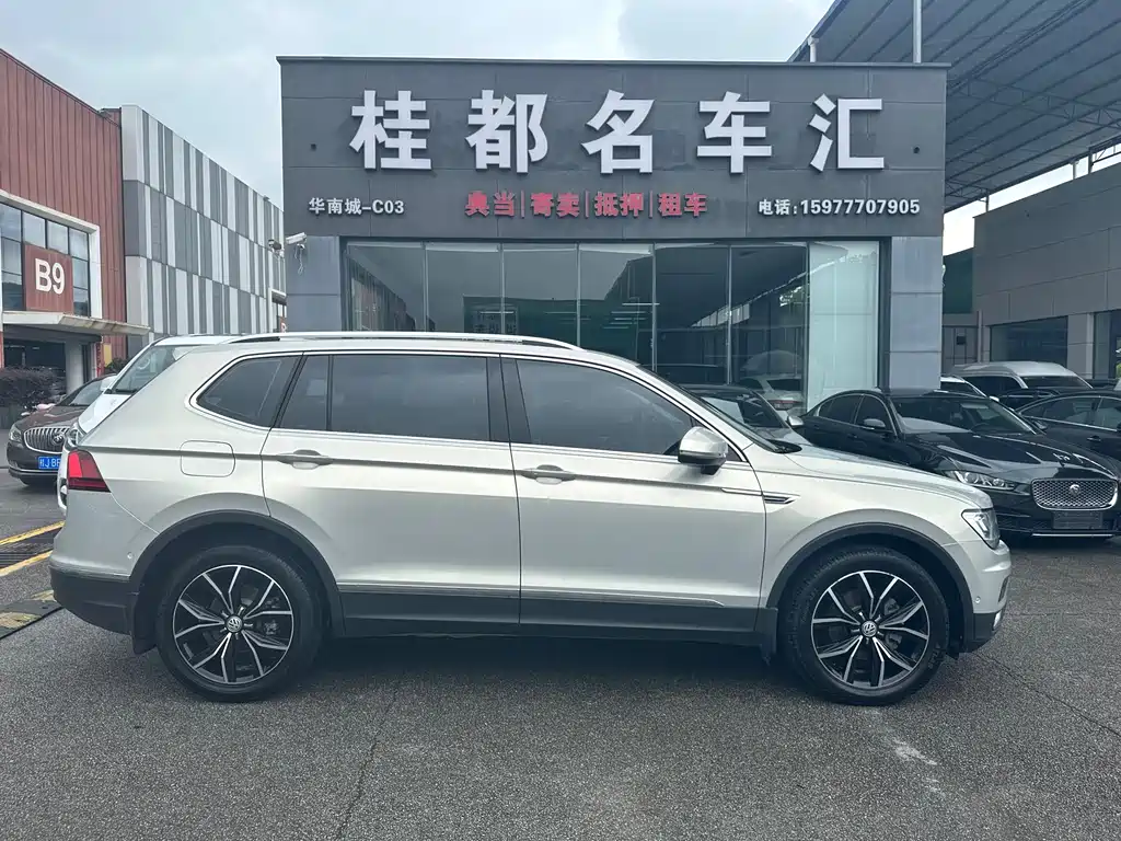 Volkswagen Tiguan L L 2019 330TSI AT Luxury VI