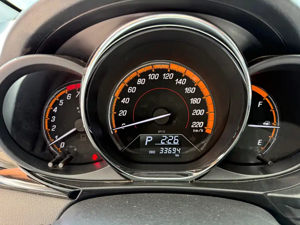 Toyota Yaris L — миниатюра 6