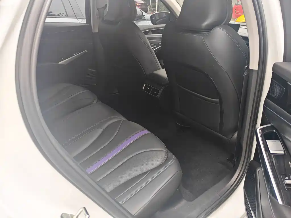 Geely Xingrui — миниатюра 14