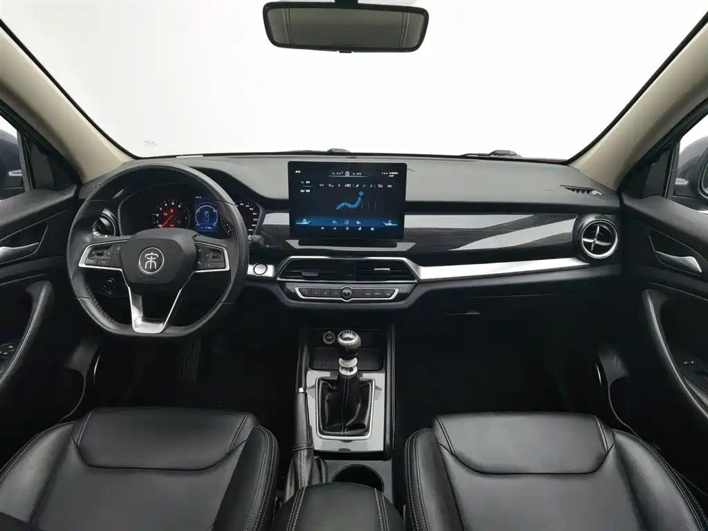 BYD Song 2021 1.5T MT Luxury