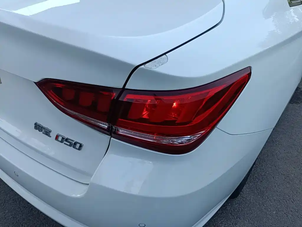 BAIC Senova D50 — миниатюра 8