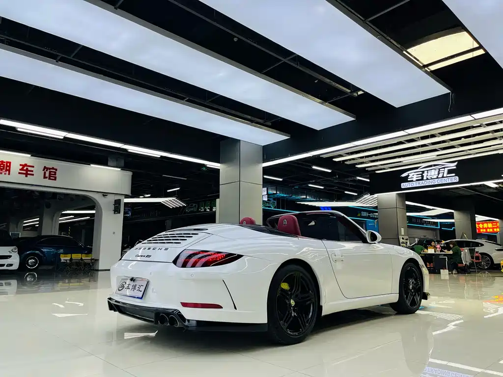 Porsche 911 2011 Edition Style 3.6L