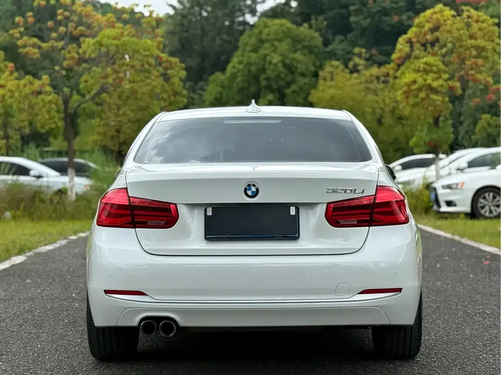 BMW 3 Series — миниатюра 5