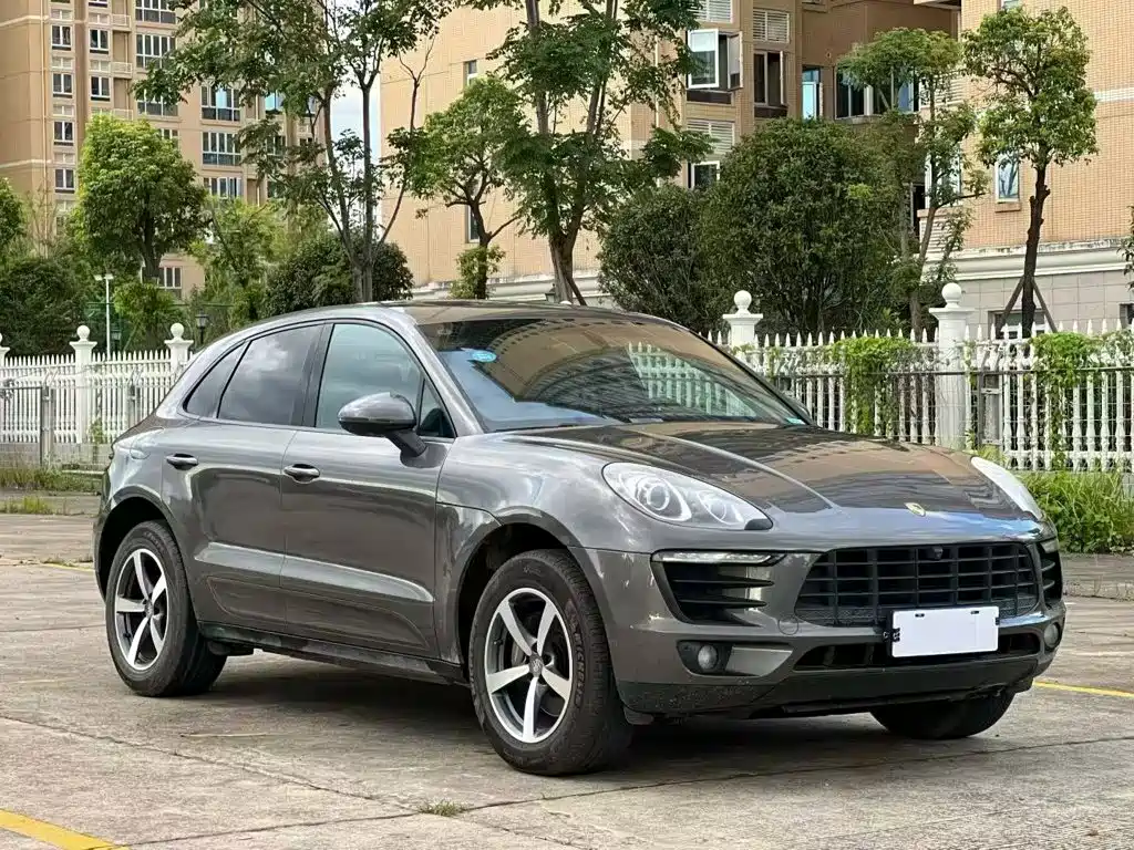 Porsche Macan — миниатюра 3