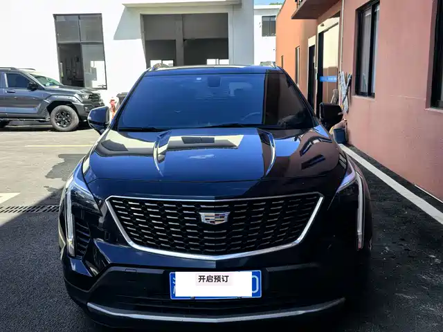 CADILLAC  XT4 2021