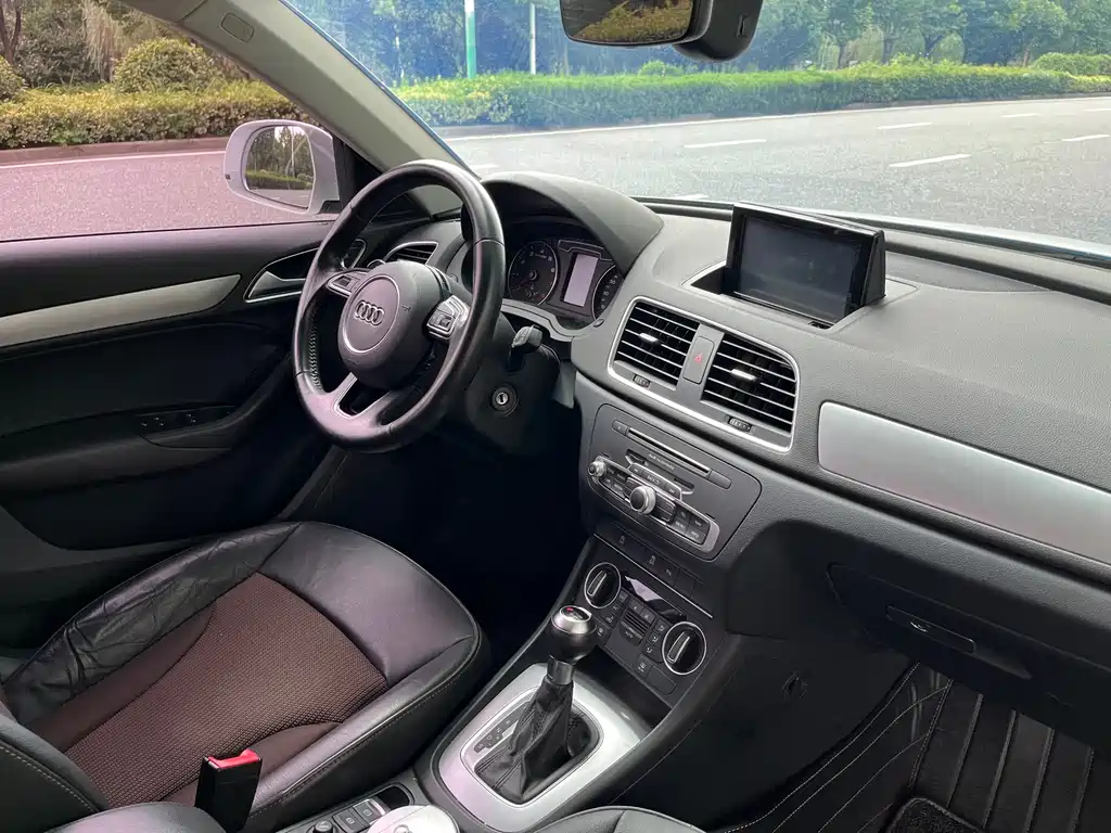Audi Q3 — миниатюра 7