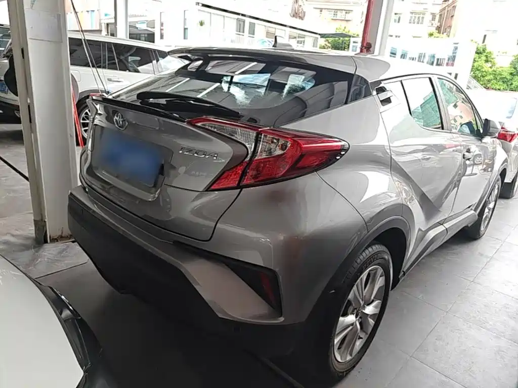 Toyota IZOA — миниатюра 7