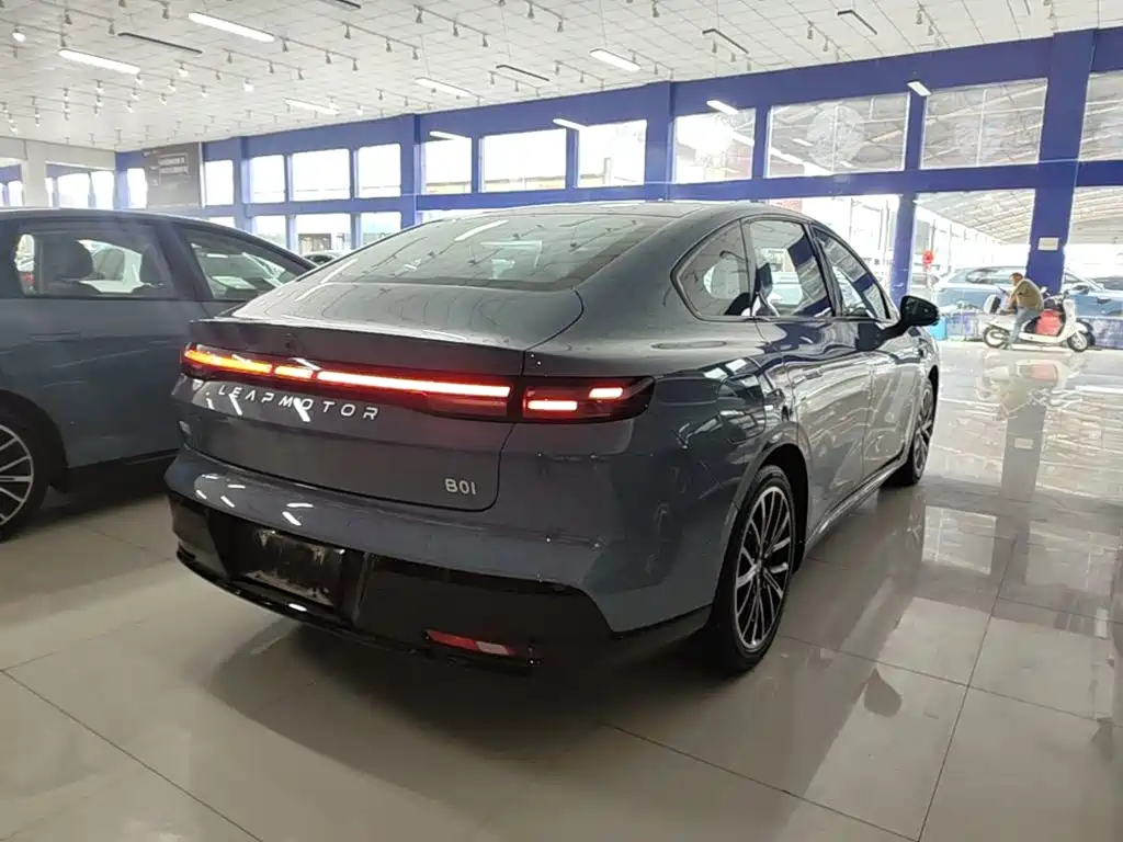 Leapmotor Ноль один. — миниатюра 7