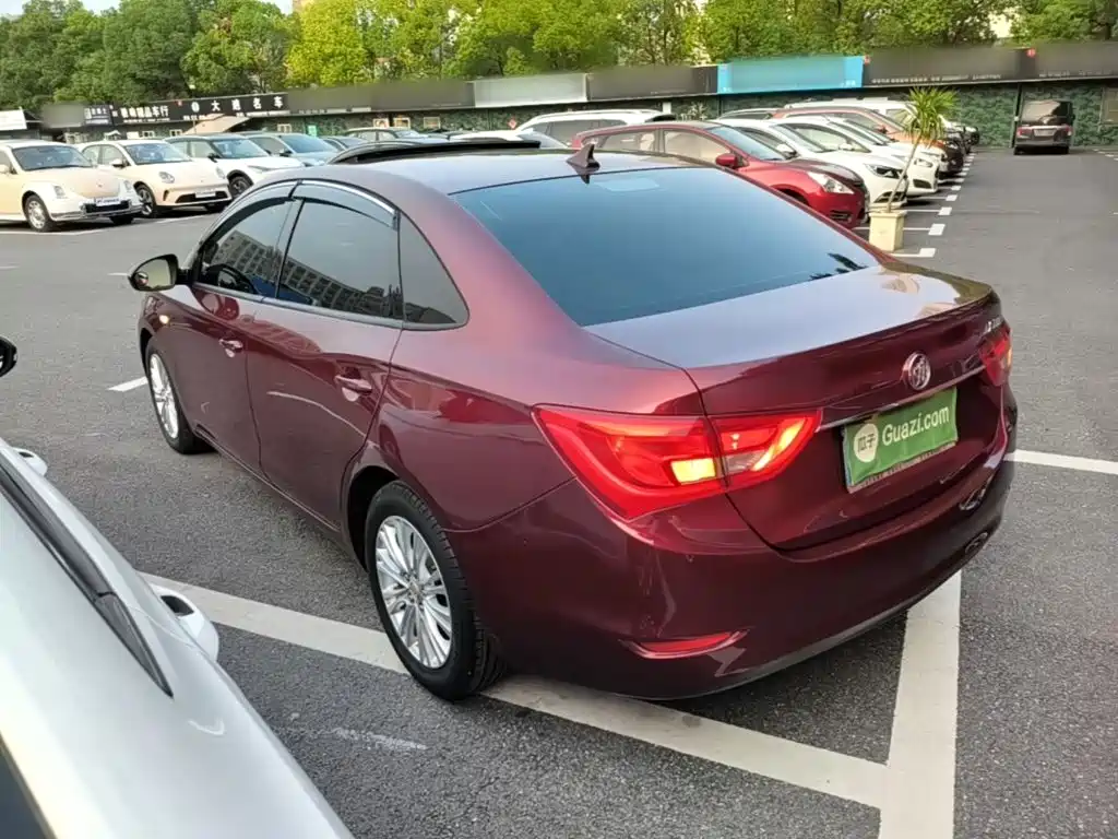 Buick Excelle — миниатюра 5