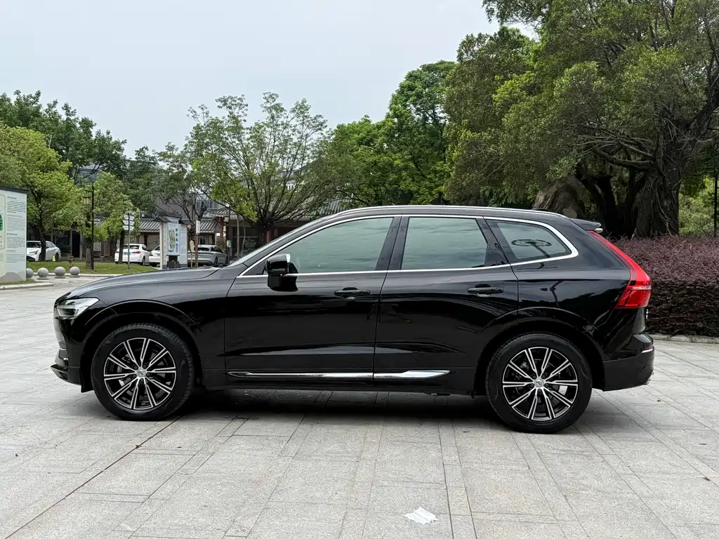 Volvo XC60 2021 T5 Luxury
