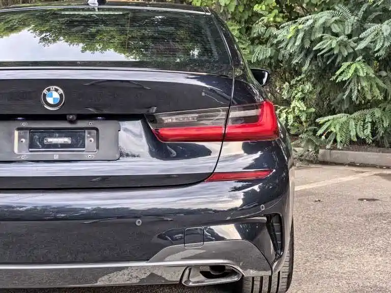 BMW 3 Series — миниатюра 14
