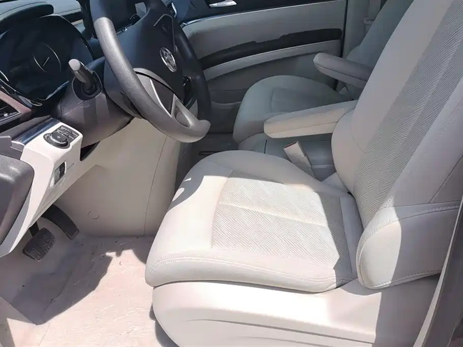 Buick GL8 2023 Comfort