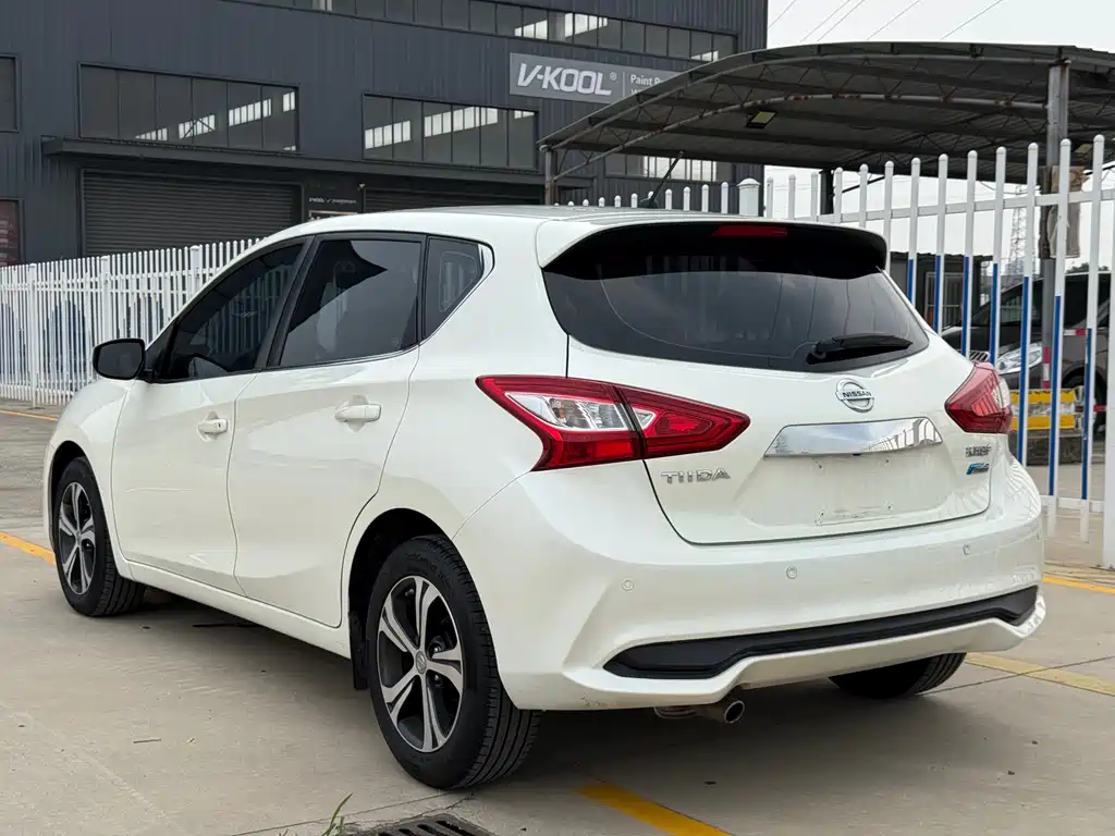 Nissan Tiida 2019 1.6L CVT Smart VI