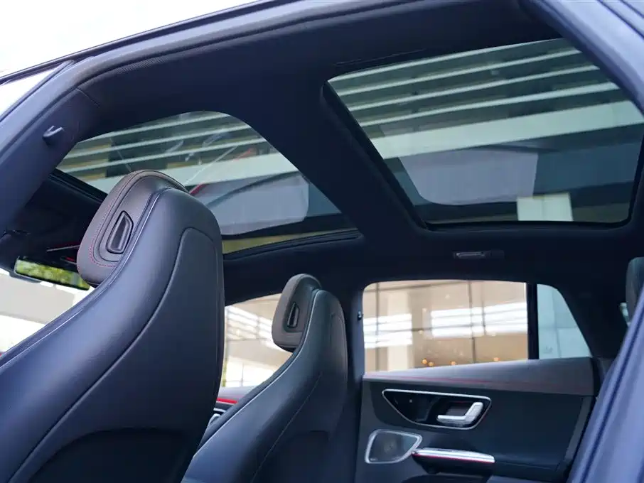 MERCEDES-BENZ EQE AMG