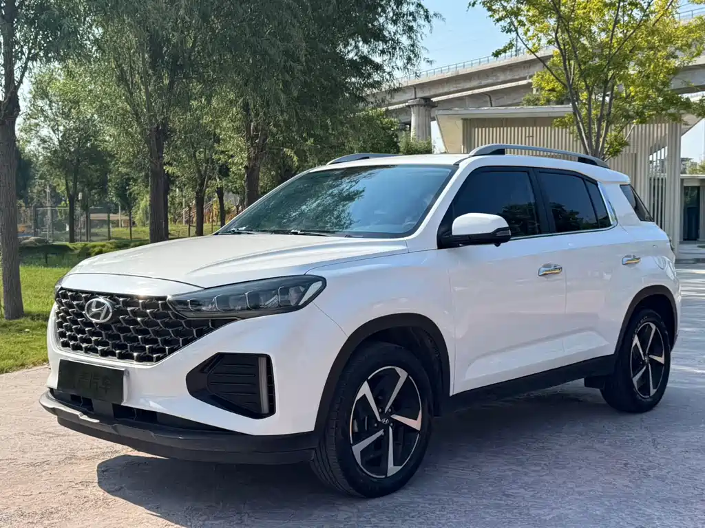 Hyundai ix35 — миниатюра 2