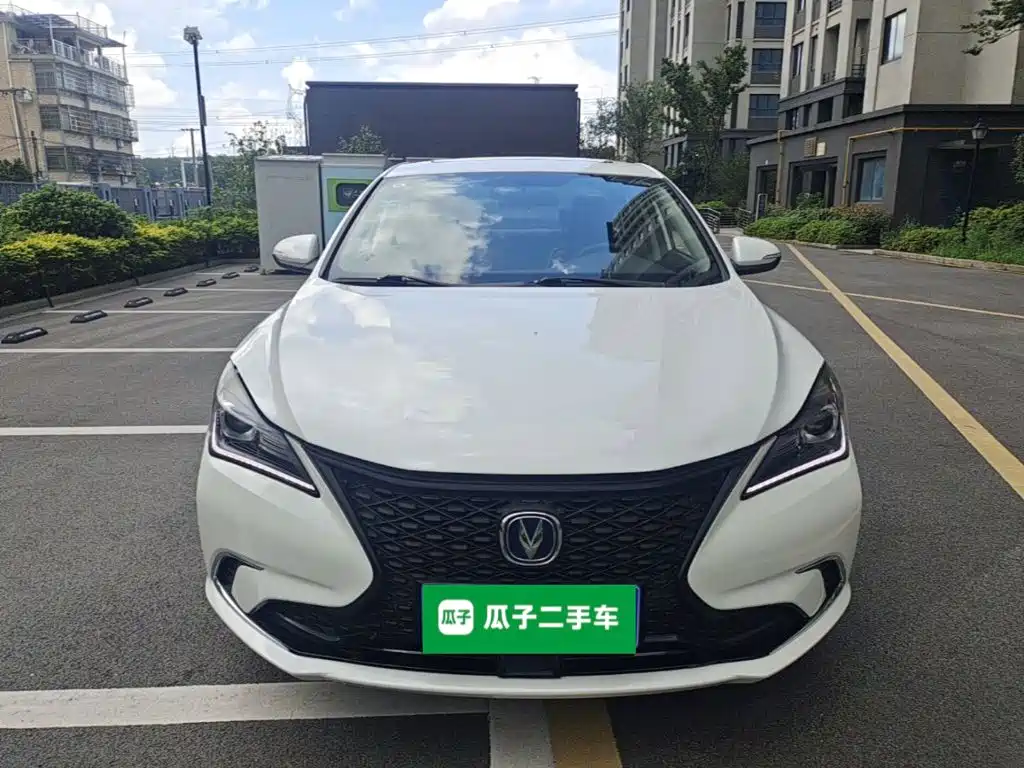 Changan Eado — миниатюра 3