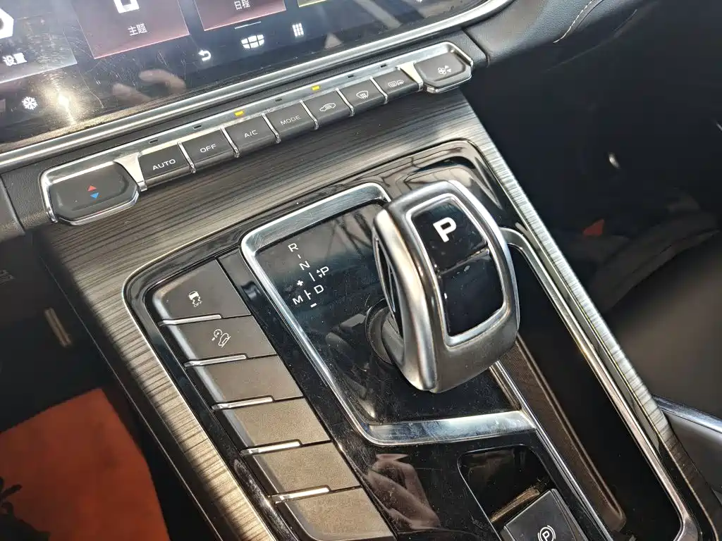 Geely Boyue — миниатюра 14