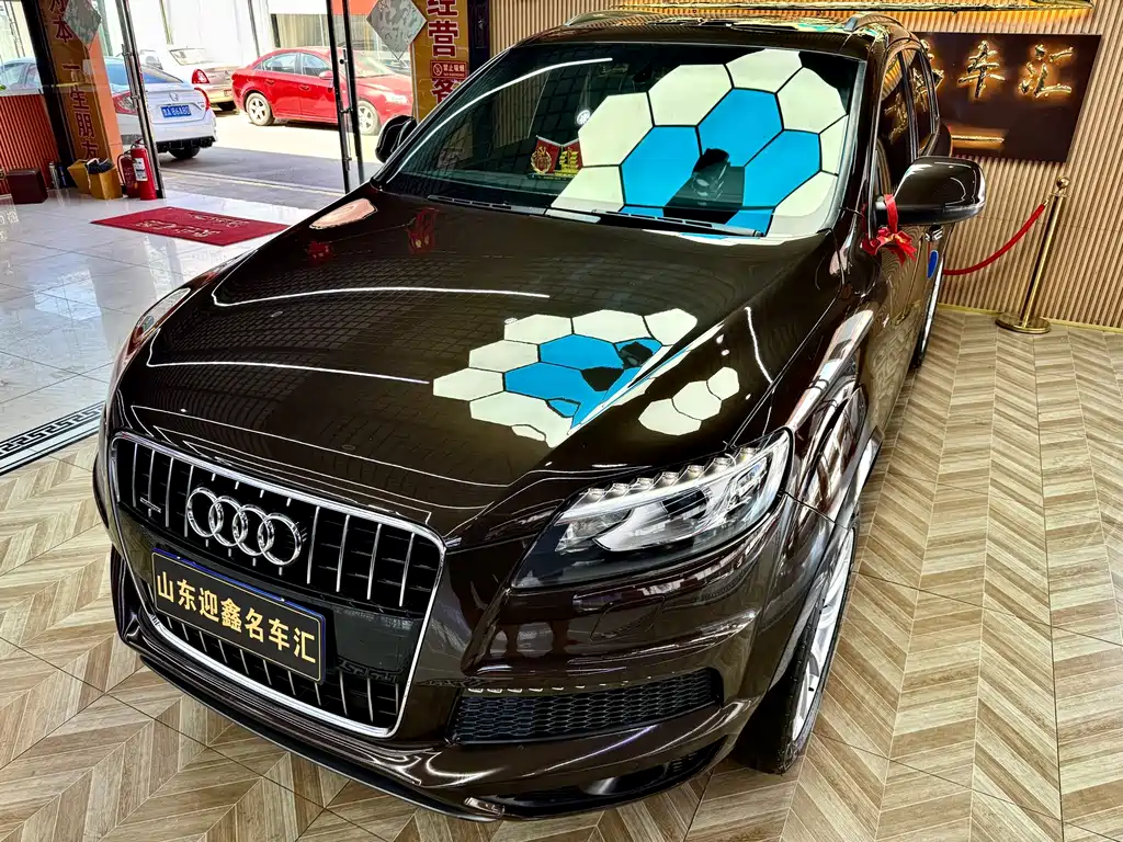 Audi Q7 — миниатюра 6