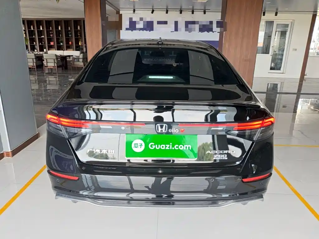 Honda Accord — миниатюра 6