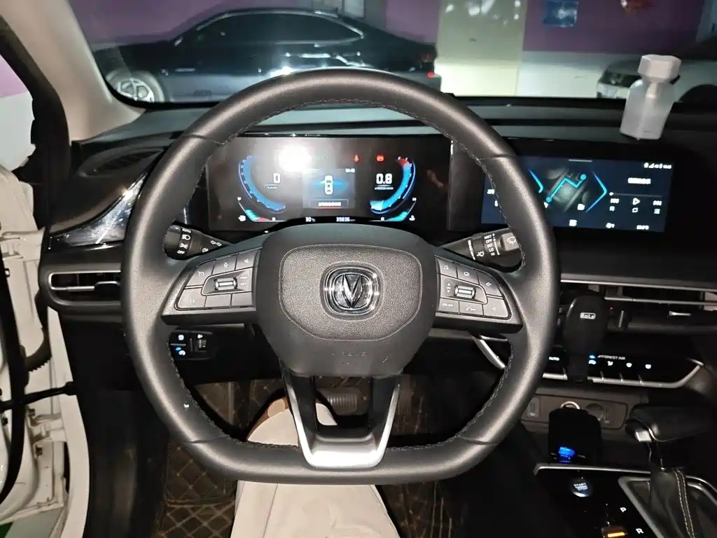 Changan Eado — миниатюра 11