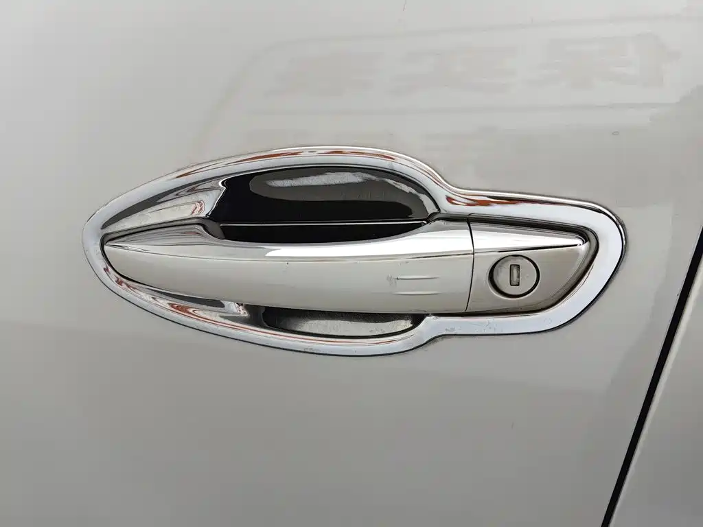 Peugeot 5008 — миниатюра 18