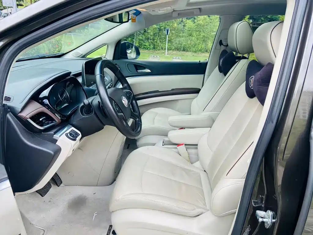 Buick GL8 2021 652T Luxury