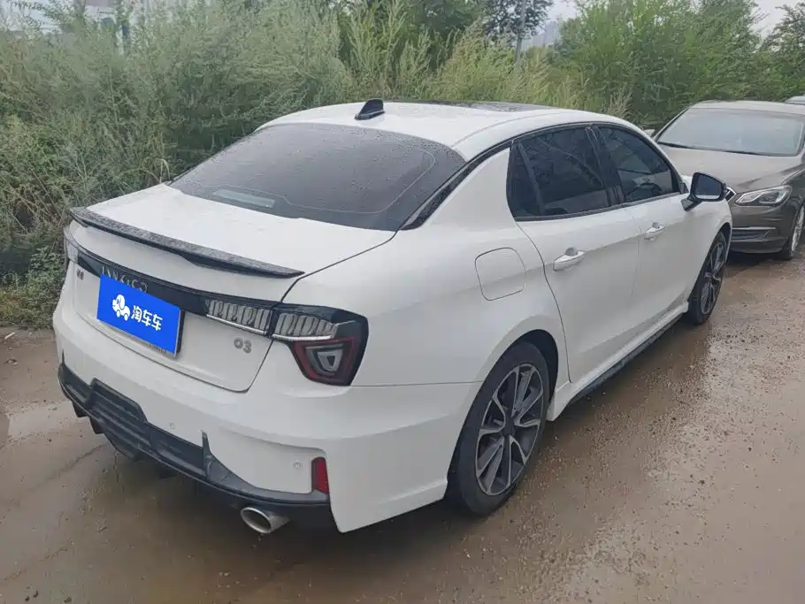 Lynk & Co 03 — миниатюра 3