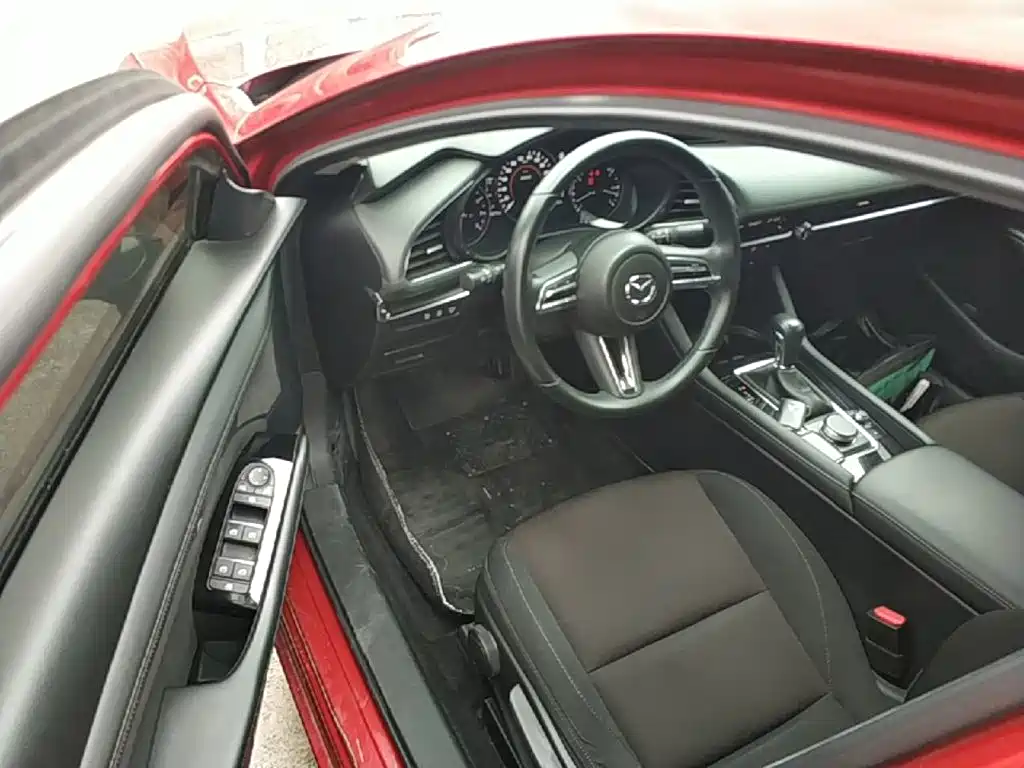 Mazda 3 Axela — миниатюра 16