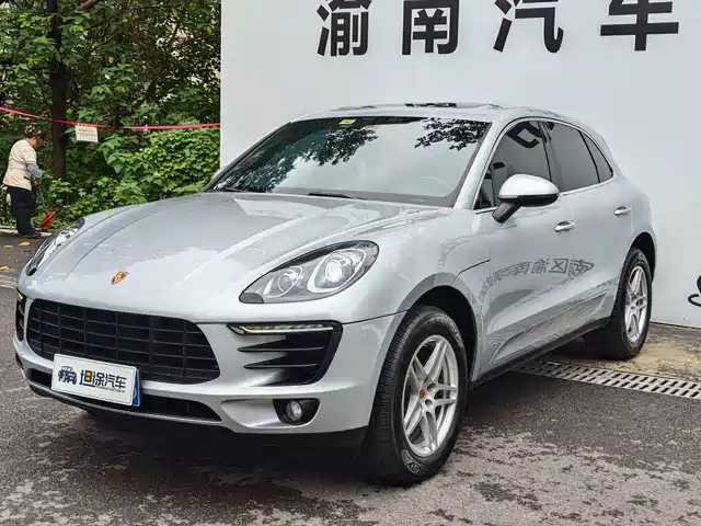 2018 Porsche Macan